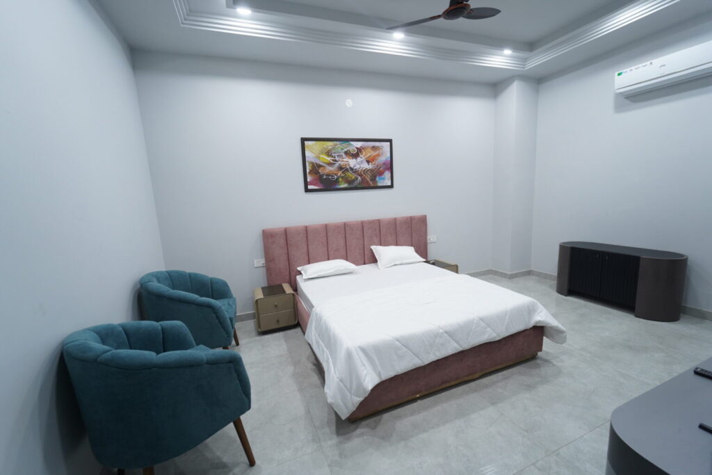 Best hotel rooms in sonipat